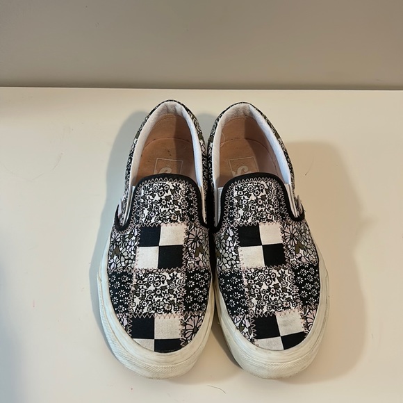 💕🖤VANS SLIDE ON WOMAN SIZE 6 - Picture 2 of 10